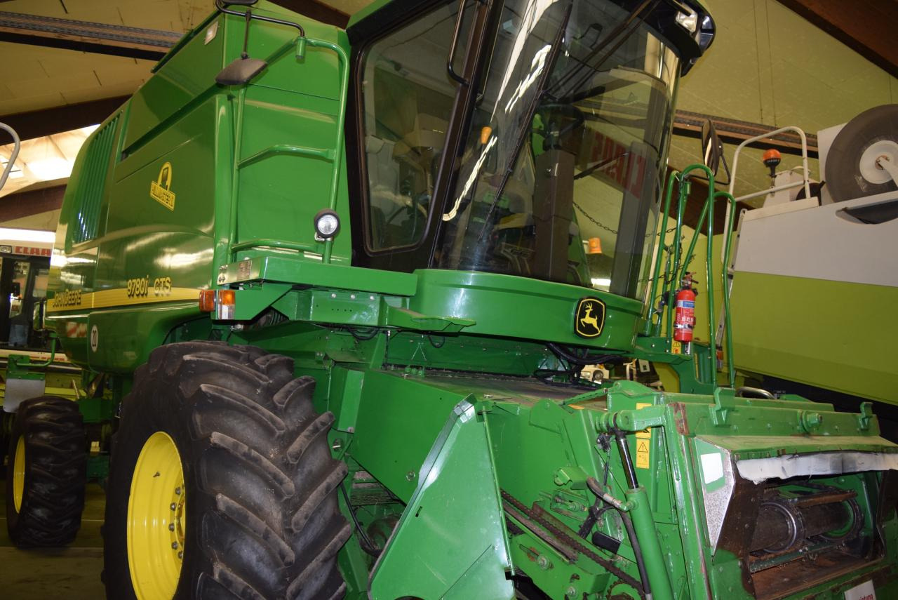 John Deere 9780 i CTS Hillmaster - Mähdrescher: das Bild 1 John Deere 9780 i CTS Hillmaster - Mähdrescher: das Bild 1