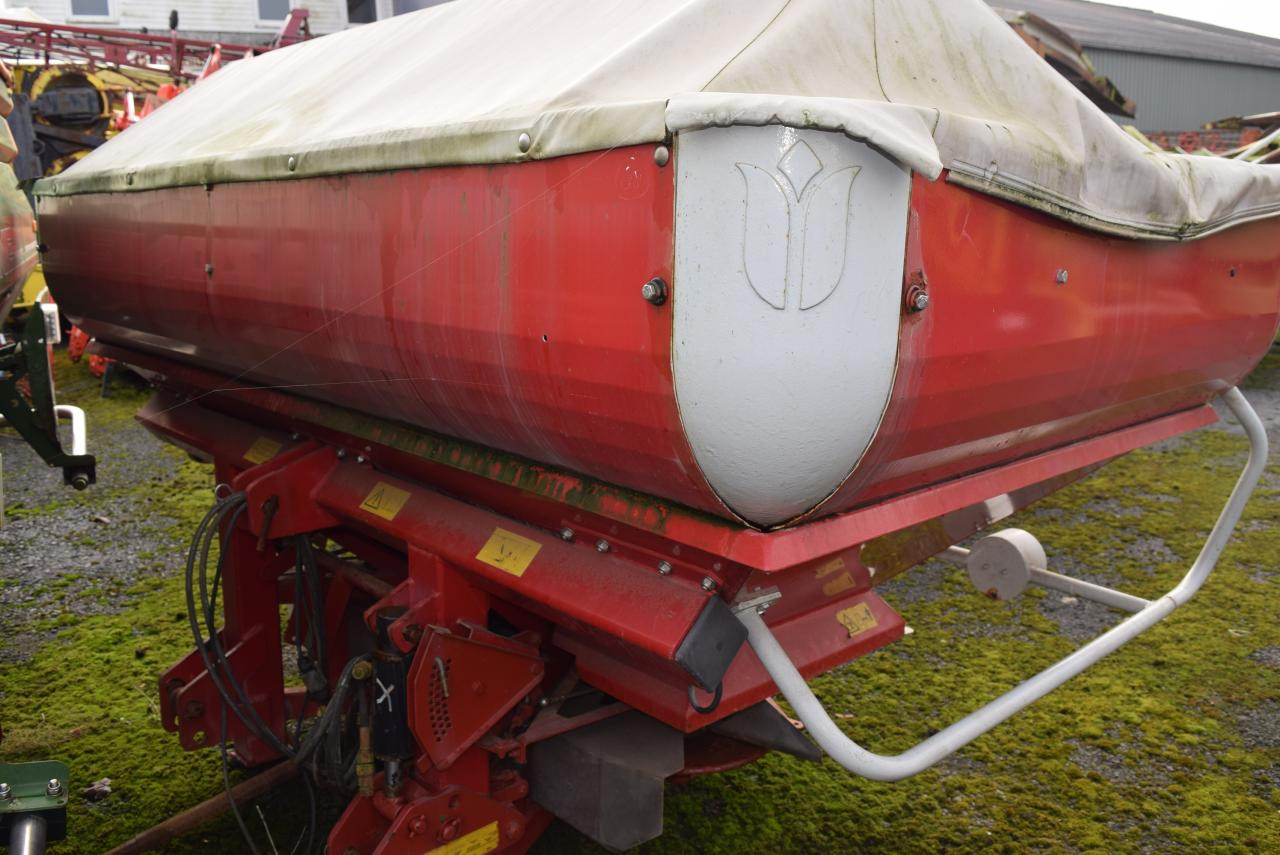 Lely SX 4000 Centerliner - Düngerstreuer: das Bild 2 Lely SX 4000 Centerliner - Düngerstreuer: das Bild 2