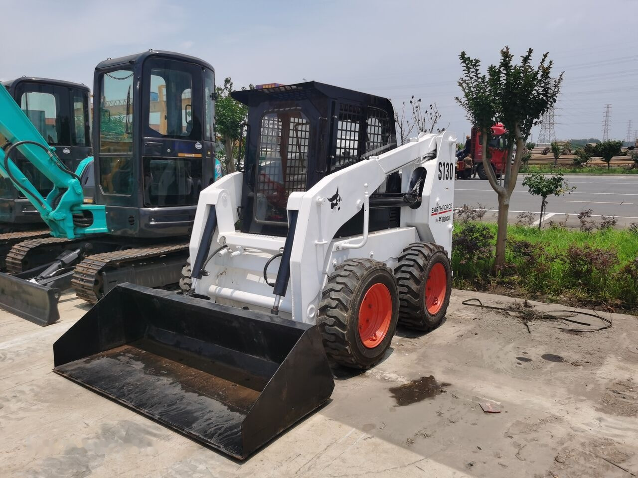 Bobcat S130 - Kompaktlader: das Bild 1 Bobcat S130 - Kompaktlader: das Bild 1