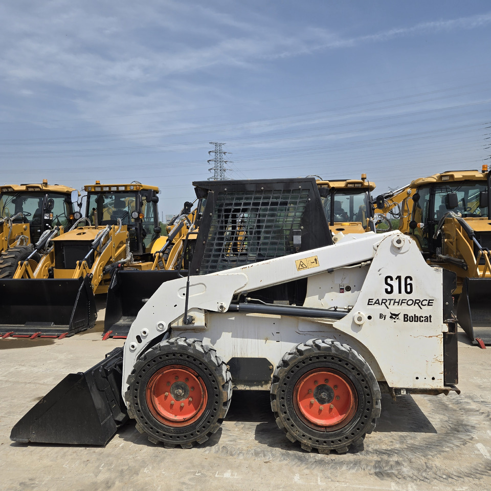 Bobcat S16 - Kompaktlader: das Bild 1 Bobcat S16 - Kompaktlader: das Bild 1