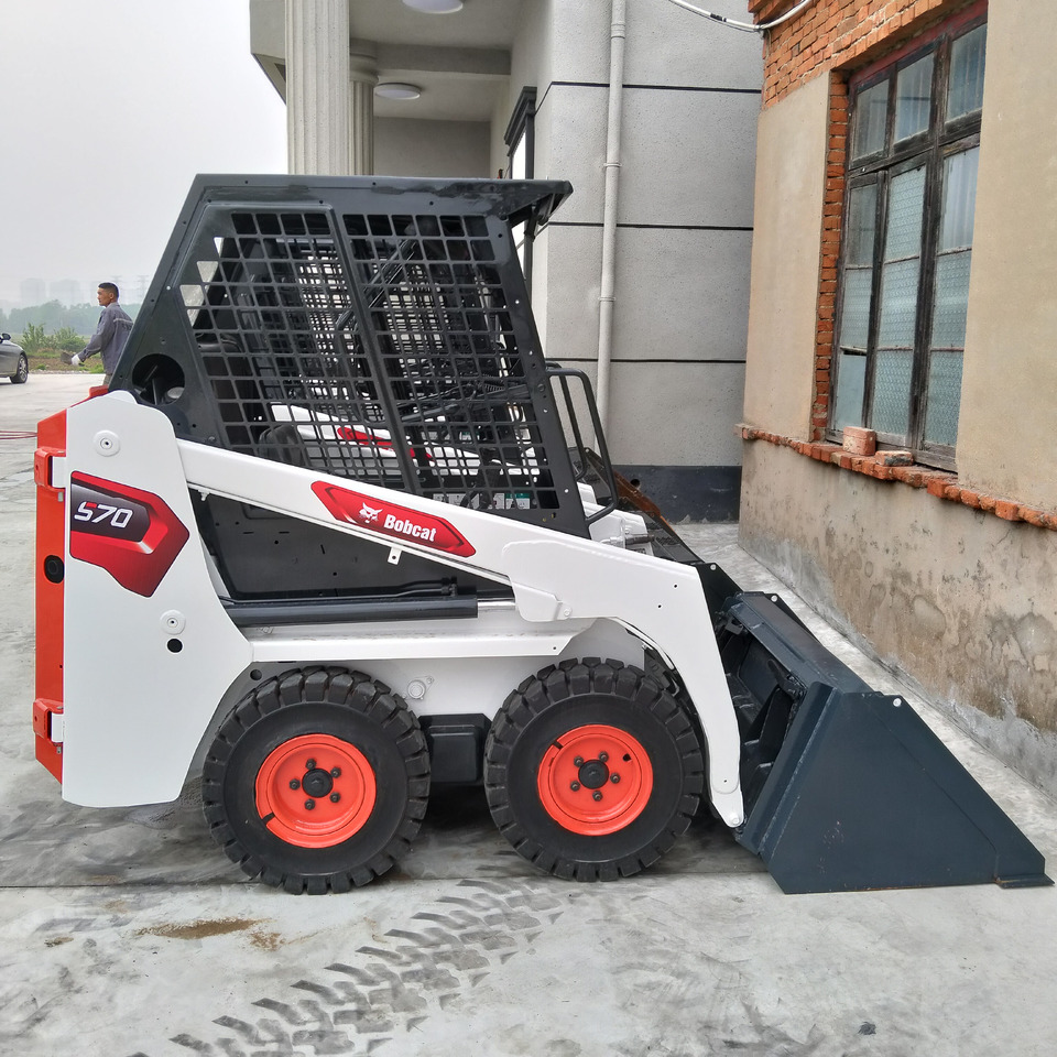 Bobcat S70 - Kompaktlader: das Bild 1 Bobcat S70 - Kompaktlader: das Bild 1