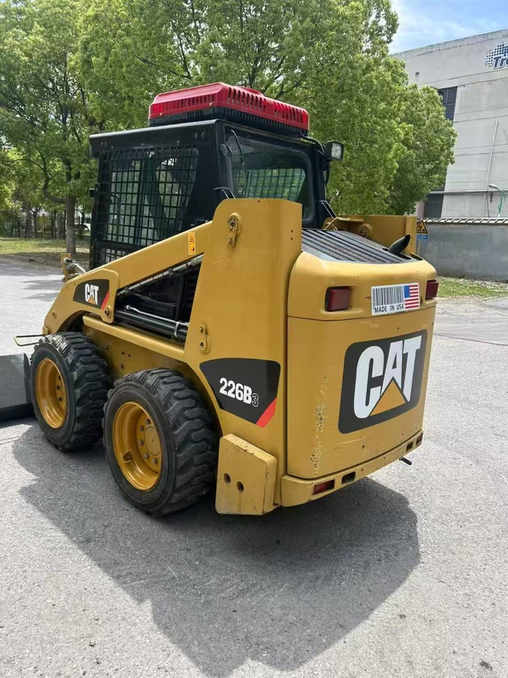 CATERPILLAR 226B-3 - Kompaktlader: das Bild 3 CATERPILLAR 226B-3 - Kompaktlader: das Bild 3