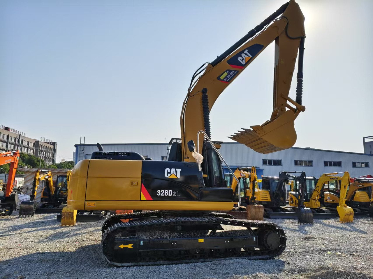 CATERPILLAR 326D2L - Abrissbagger: das Bild 1 CATERPILLAR 326D2L - Abrissbagger: das Bild 1