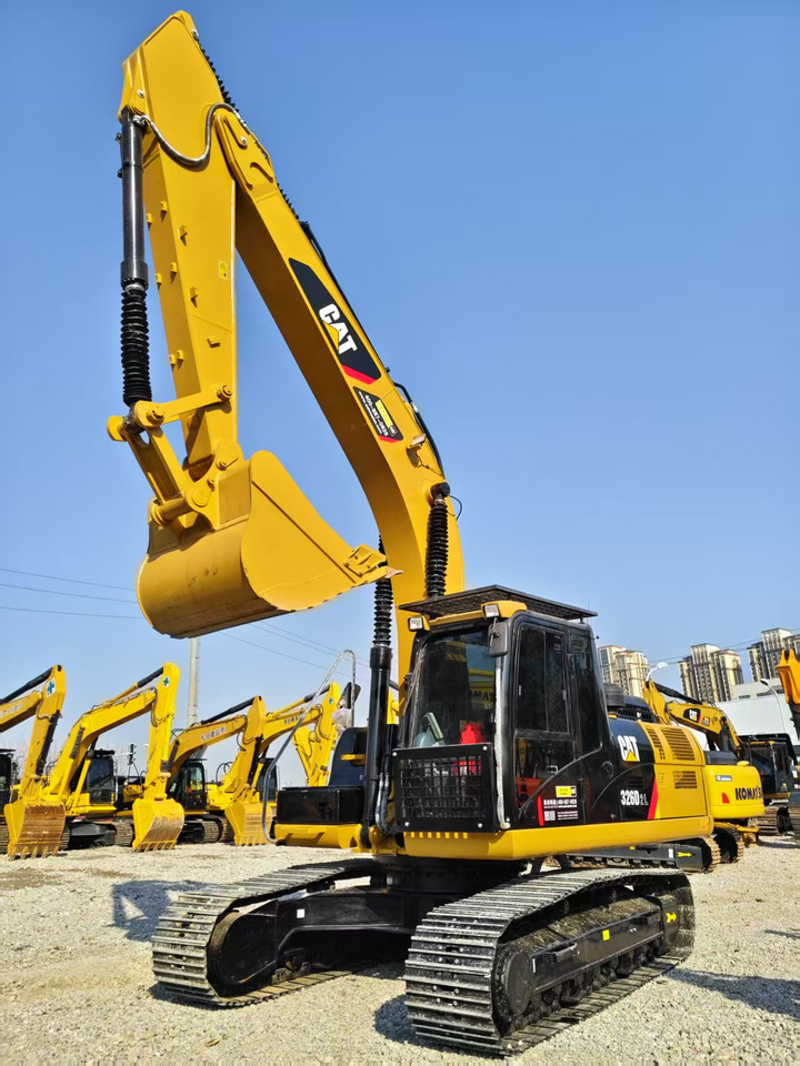 CATERPILLAR 326D2L - Abrissbagger: das Bild 5 CATERPILLAR 326D2L - Abrissbagger: das Bild 5