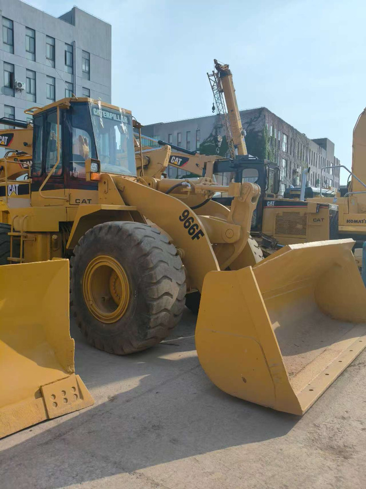 CATERPILLAR 966F - Radlader: das Bild 5 CATERPILLAR 966F - Radlader: das Bild 5