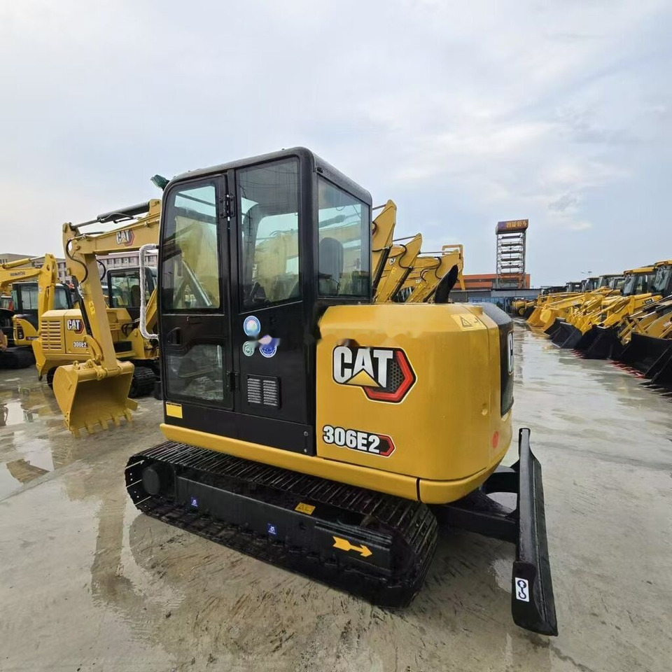 Caterpillar 306E2 - Minibagger: das Bild 4 Caterpillar 306E2 - Minibagger: das Bild 4