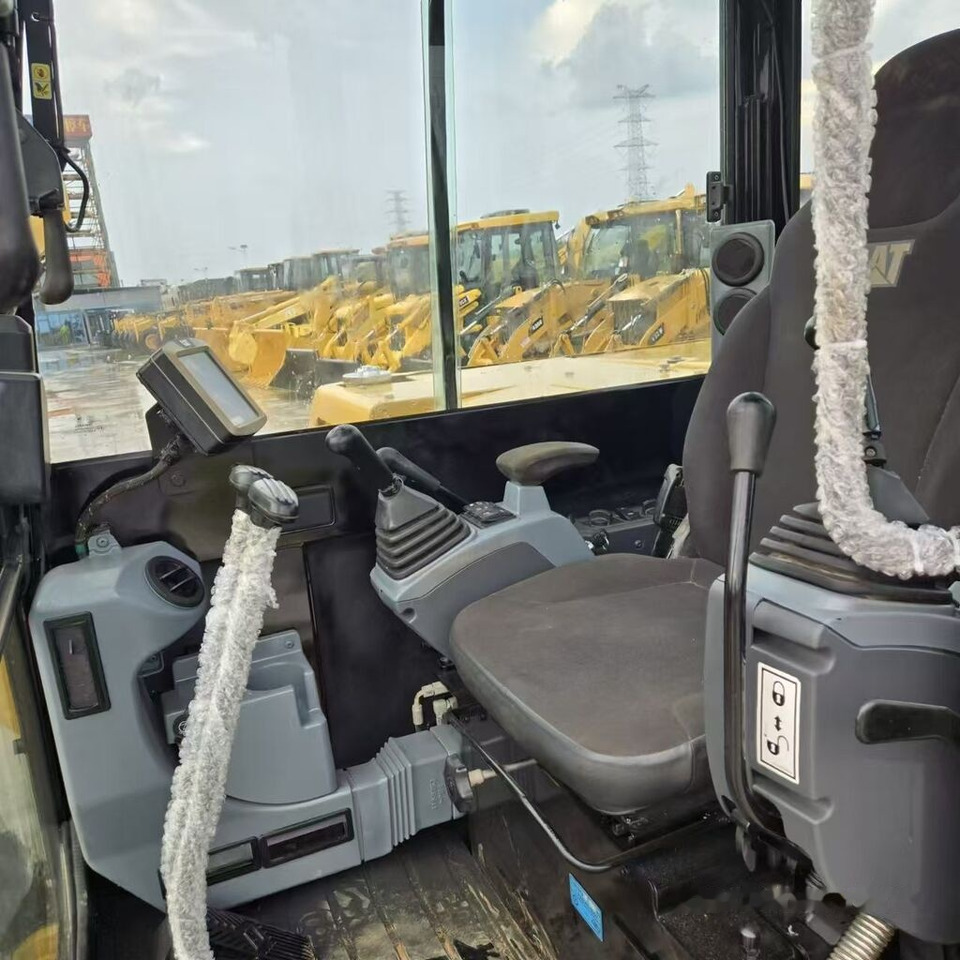 Caterpillar 306E2 - Minibagger: das Bild 1 Caterpillar 306E2 - Minibagger: das Bild 1
