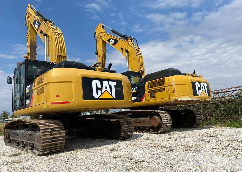 Kettenbagger Caterpillar 330D2L: das Bild 6