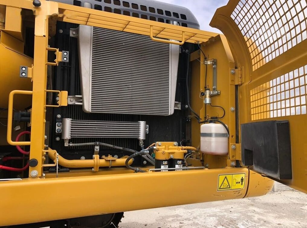 Kettenbagger Caterpillar 330D2L: das Bild 12