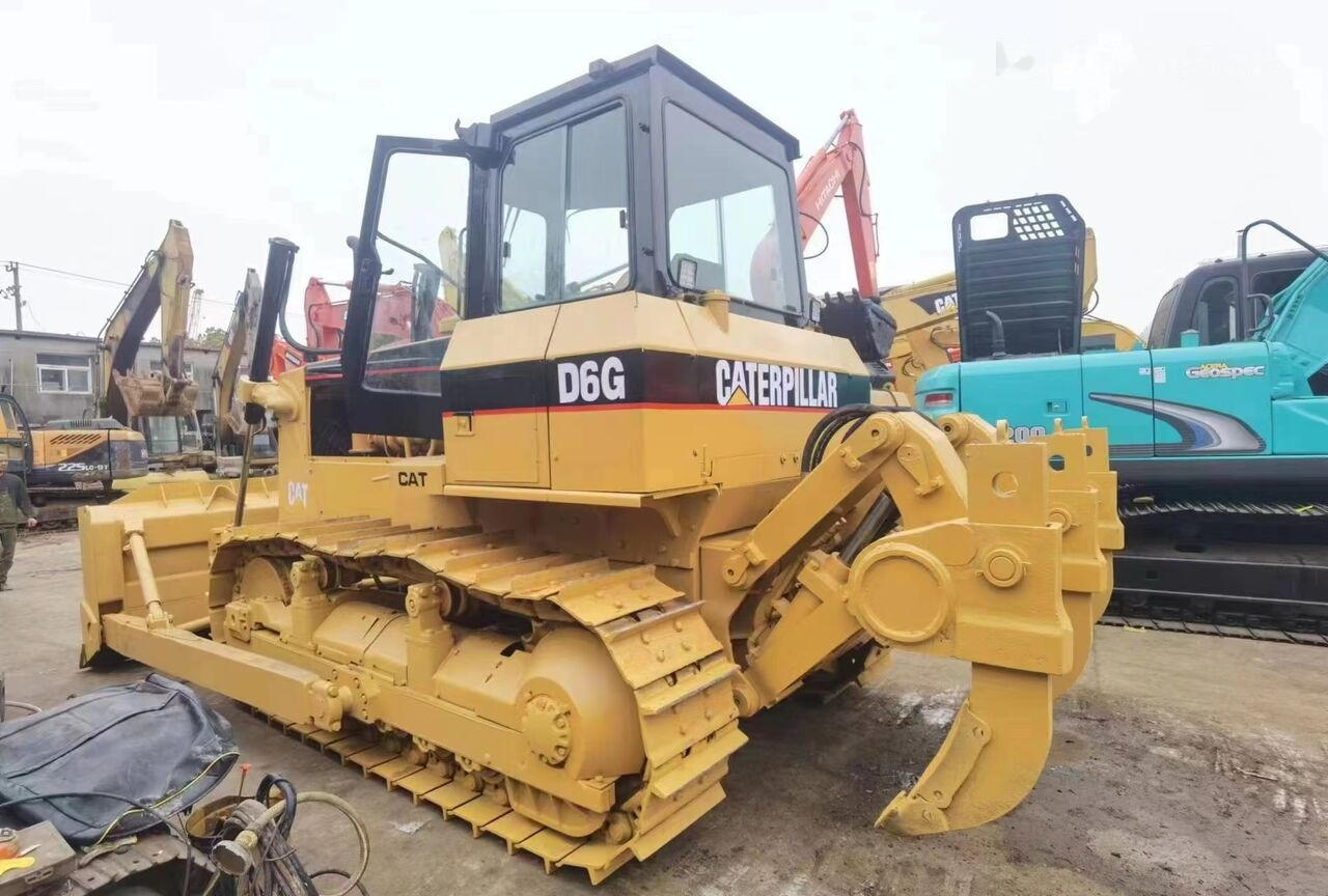 Caterpillar D6G - Bulldozer: das Bild 3 Caterpillar D6G - Bulldozer: das Bild 3