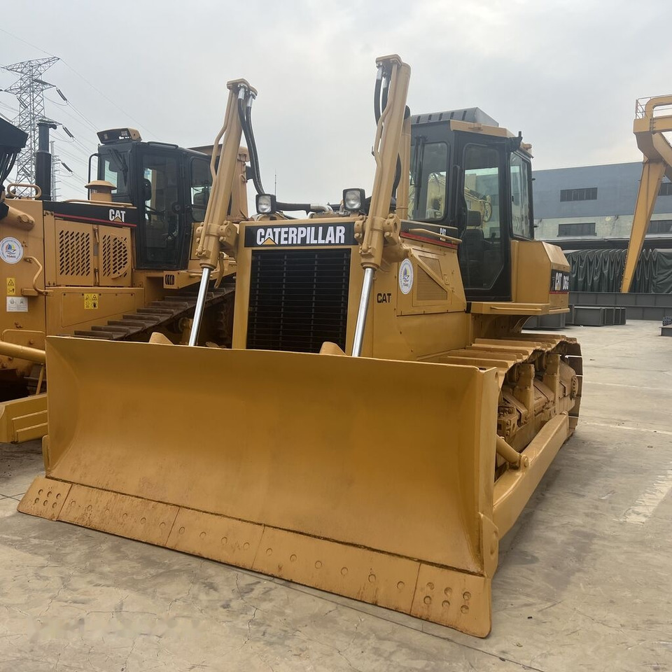 Caterpillar D6G - Bulldozer: das Bild 5 Caterpillar D6G - Bulldozer: das Bild 5
