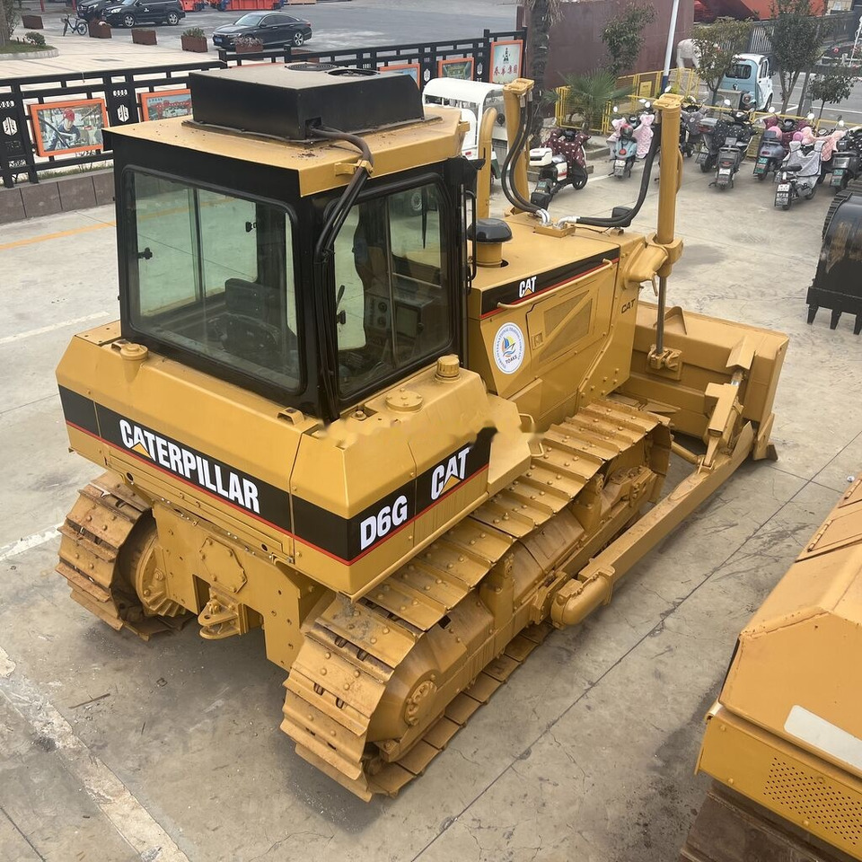 Caterpillar D6G - Bulldozer: das Bild 1 Caterpillar D6G - Bulldozer: das Bild 1