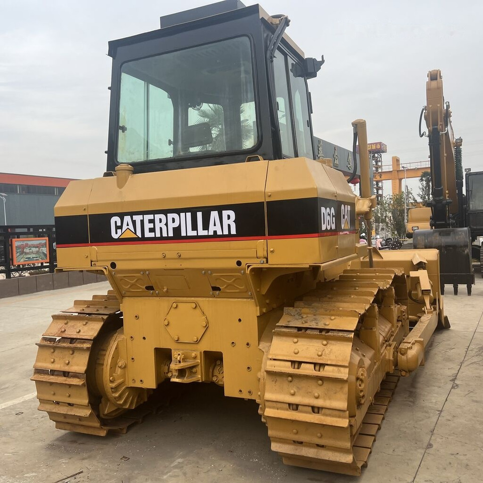 Caterpillar D6G - Bulldozer: das Bild 4 Caterpillar D6G - Bulldozer: das Bild 4
