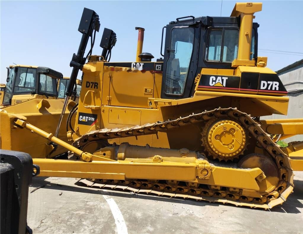 Caterpillar D7R - Bulldozer: das Bild 2 Caterpillar D7R - Bulldozer: das Bild 2