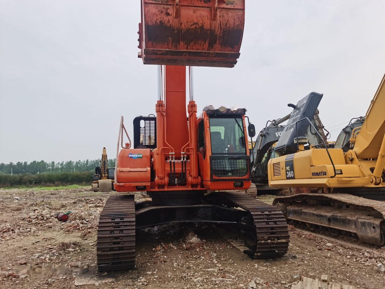 Doosan DH420-7 - Kettenbagger: das Bild 4 Doosan DH420-7 - Kettenbagger: das Bild 4