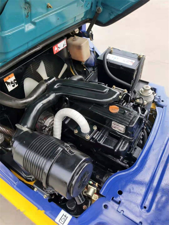 Komatsu FD30 - Dieselstapler: das Bild 5 Komatsu FD30 - Dieselstapler: das Bild 5