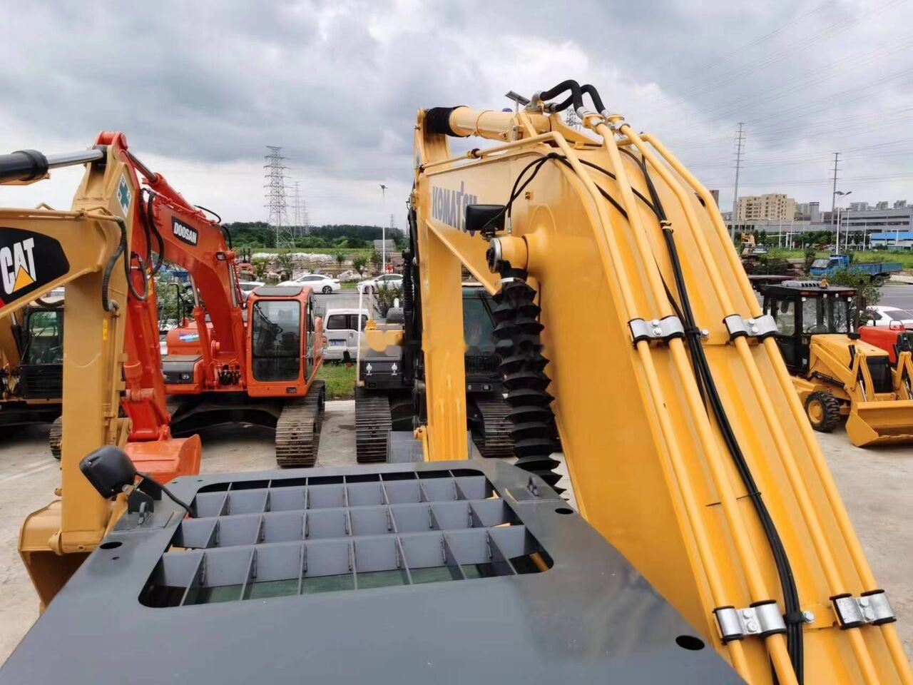 Komatsu PC200-8 - Kettenbagger: das Bild 5 Komatsu PC200-8 - Kettenbagger: das Bild 5