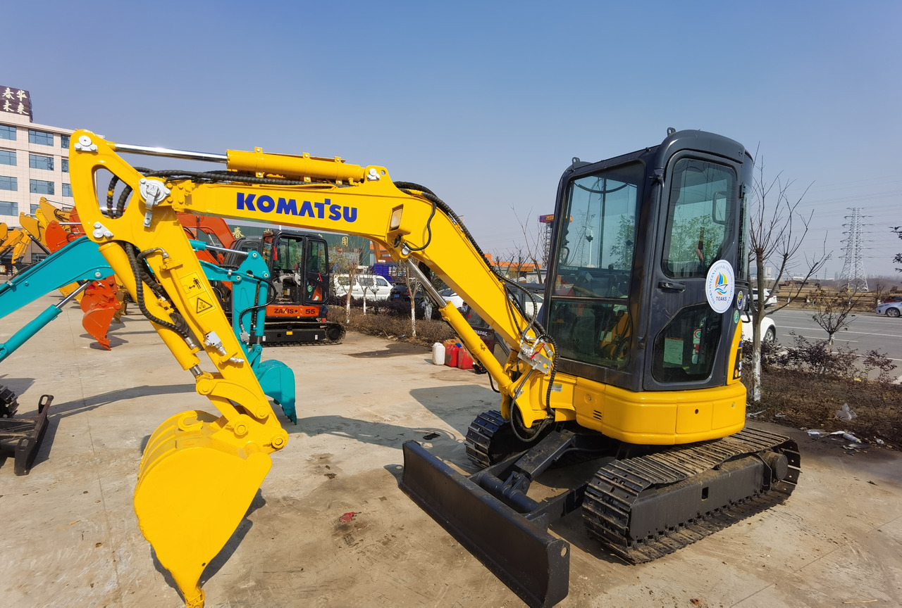 Komatsu PC30MR - Minibagger: das Bild 2 Komatsu PC30MR - Minibagger: das Bild 2