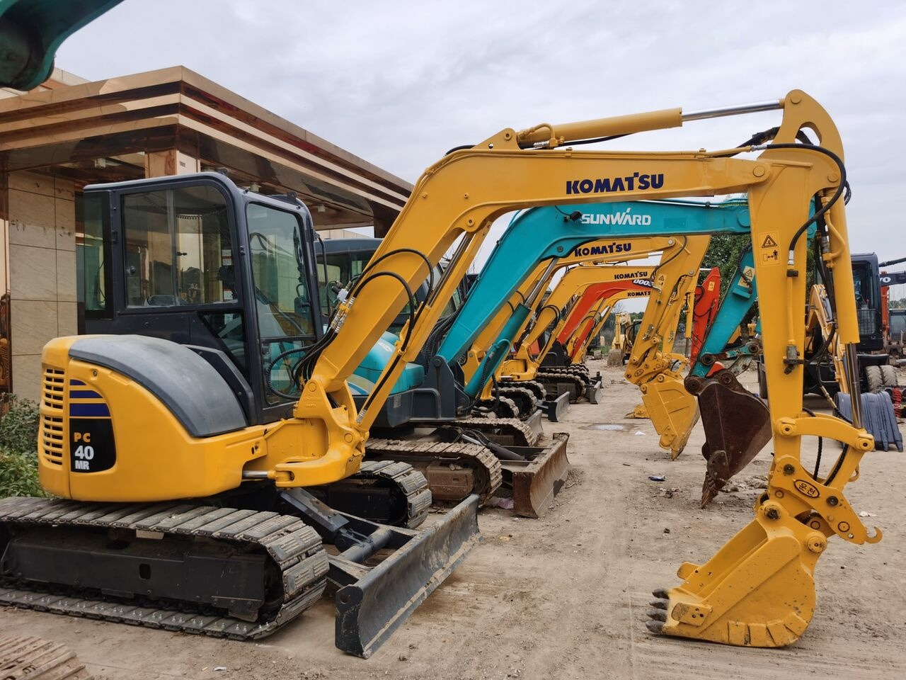 Komatsu PC40 - Minibagger: das Bild 2 Komatsu PC40 - Minibagger: das Bild 2
