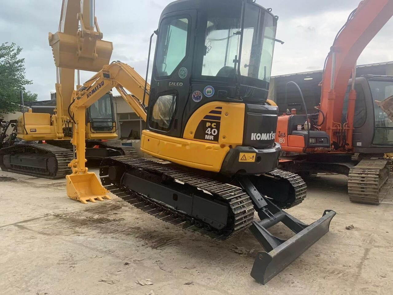 Komatsu PC40MR - Minibagger: das Bild 2 Komatsu PC40MR - Minibagger: das Bild 2