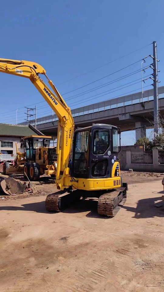 Komatsu PC50MR-2 - Minibagger: das Bild 4 Komatsu PC50MR-2 - Minibagger: das Bild 4