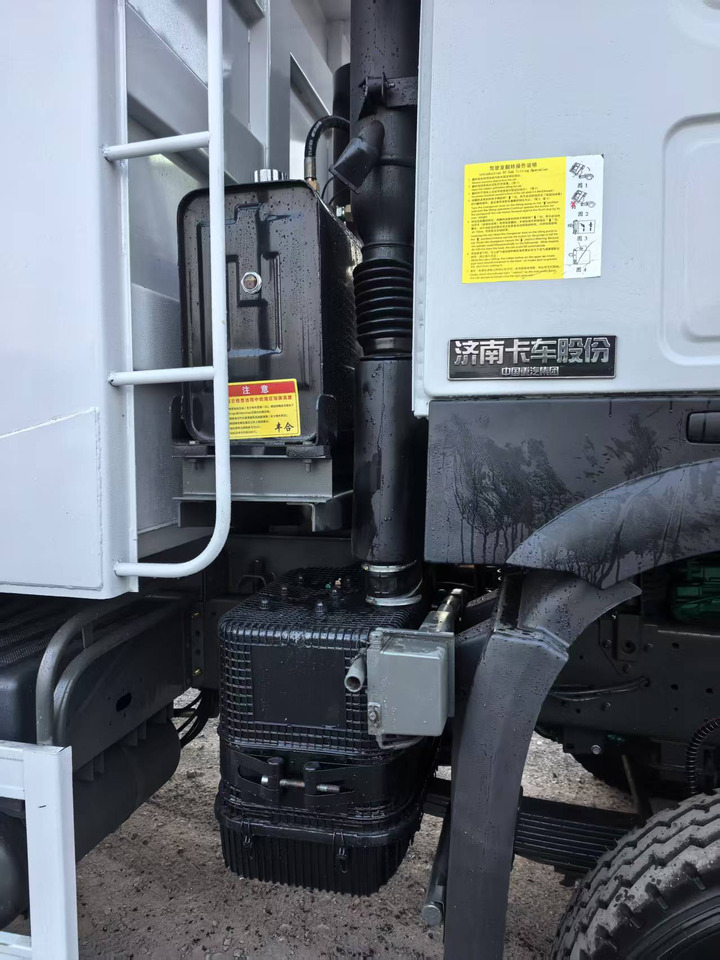 SINOTRUK HOWO 6x4 - Kipper: das Bild 5 SINOTRUK HOWO 6x4 - Kipper: das Bild 5