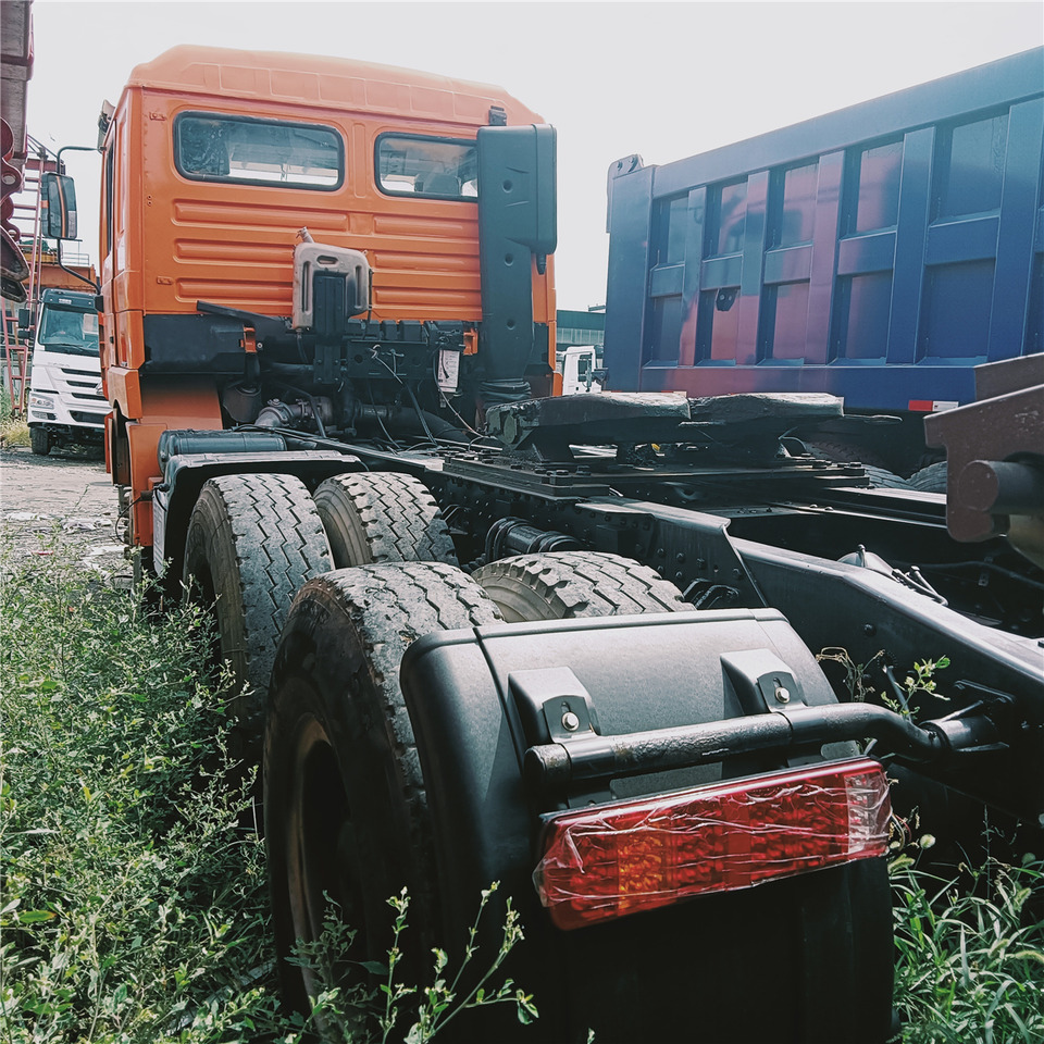 SHACMAN F3000 - Sattelzugmaschine: das Bild 5 SHACMAN F3000 - Sattelzugmaschine: das Bild 5