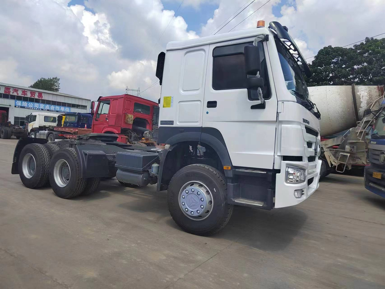 SINOTRUK HOWO - Sattelzugmaschine: das Bild 4 SINOTRUK HOWO - Sattelzugmaschine: das Bild 4