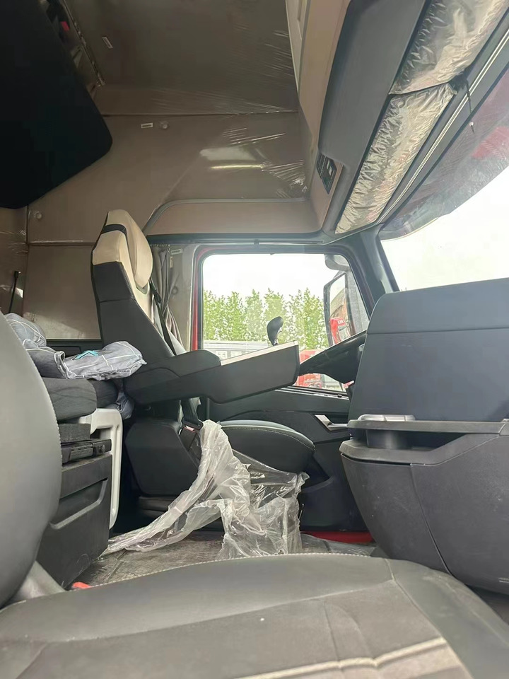 SINOTRUK HOWO - Sattelzugmaschine: das Bild 4 SINOTRUK HOWO - Sattelzugmaschine: das Bild 4