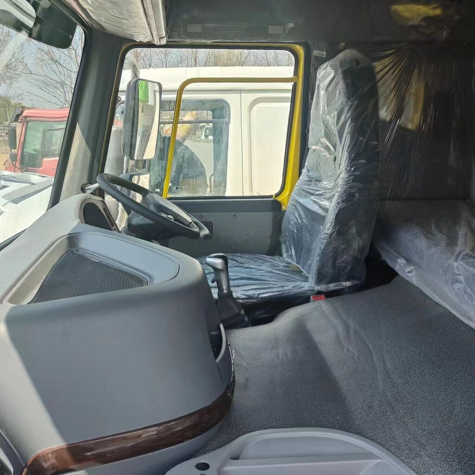 Sinotruk Howo 6*4 Right hand drive - Kipper: das Bild 4 Sinotruk Howo 6*4 Right hand drive - Kipper: das Bild 4