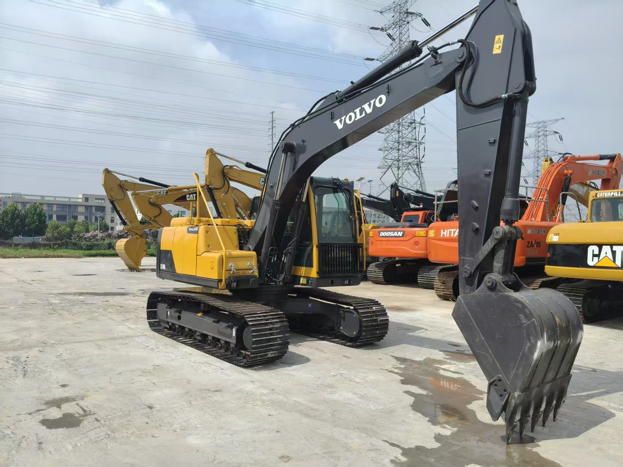 Volvo EC140DL - Kettenbagger: das Bild 2 Volvo EC140DL - Kettenbagger: das Bild 2