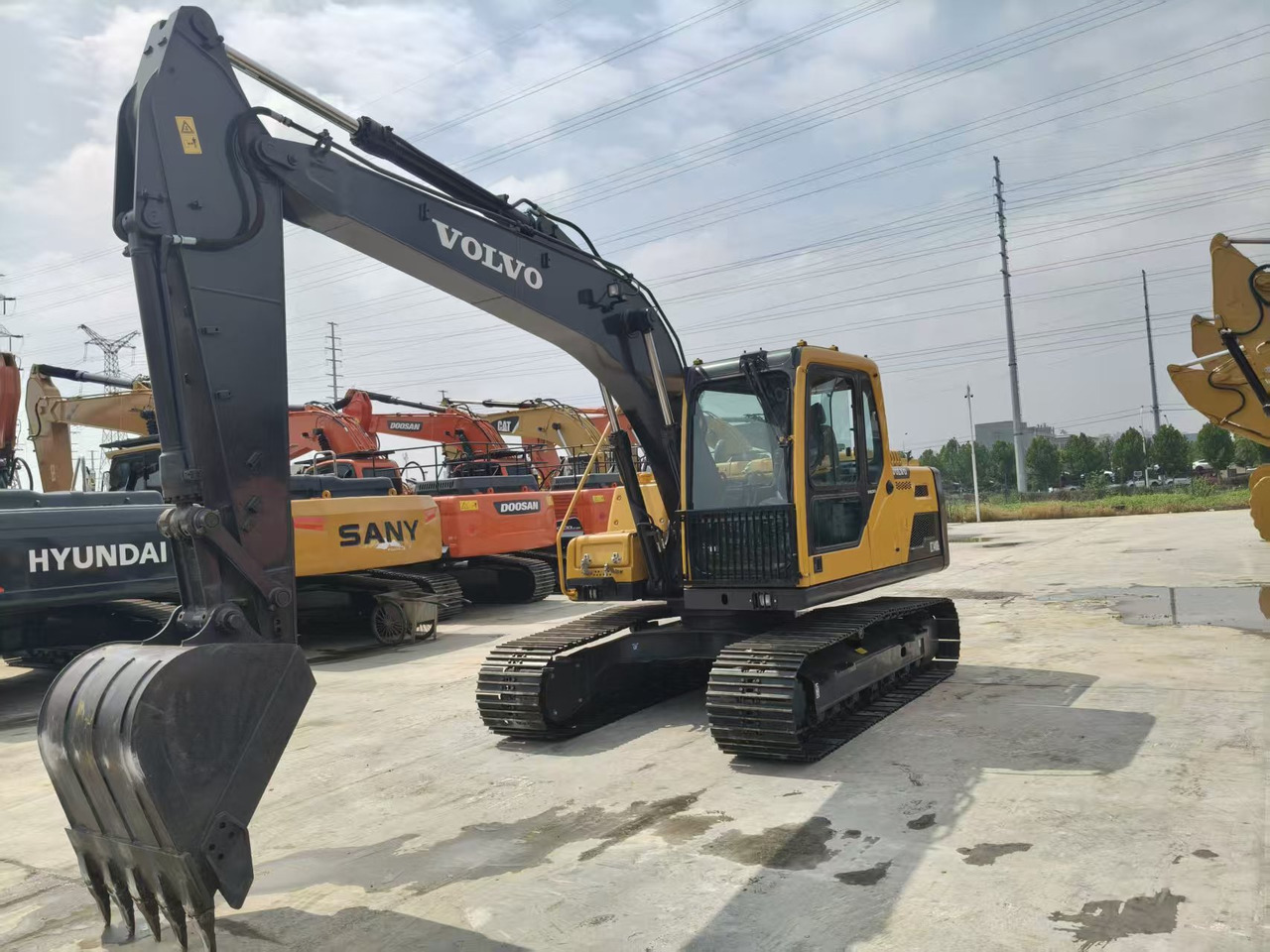 Volvo EC140DL - Kettenbagger: das Bild 1 Volvo EC140DL - Kettenbagger: das Bild 1