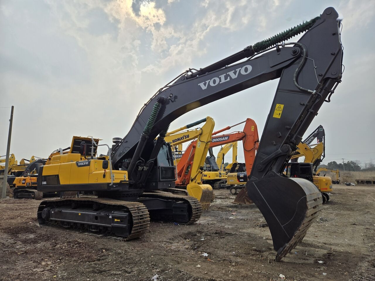 Kettenbagger Volvo EC480D: das Bild 12
