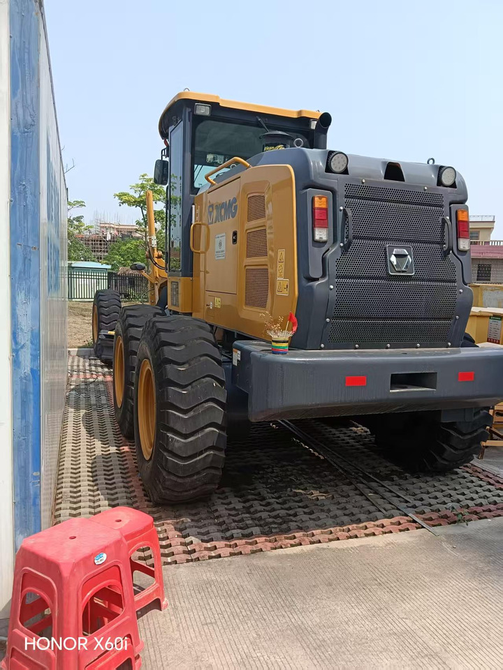 XCMG GR1653 - Grader: das Bild 4 XCMG GR1653 - Grader: das Bild 4