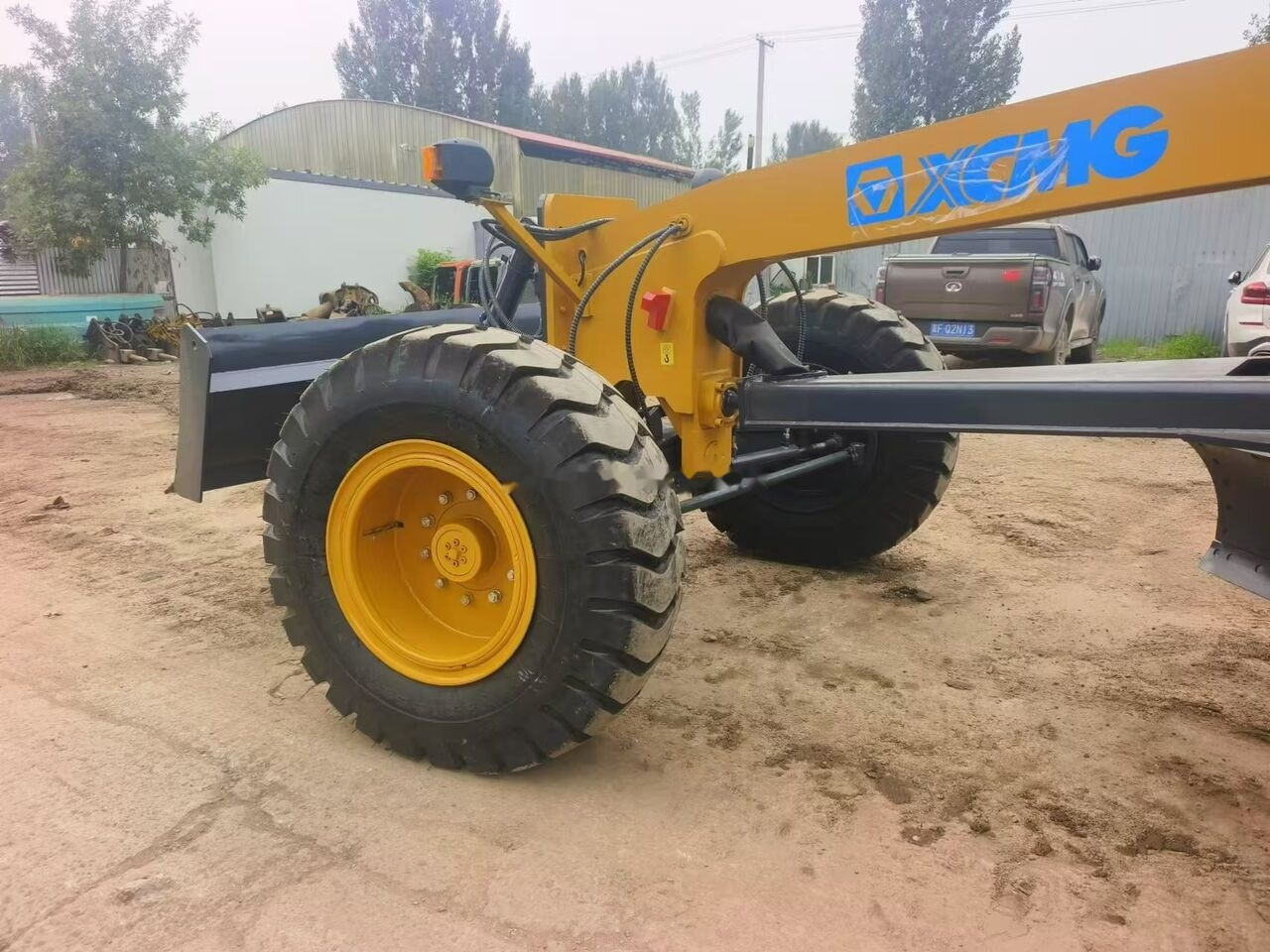XCMG GR1803 - Grader: das Bild 4 XCMG GR1803 - Grader: das Bild 4