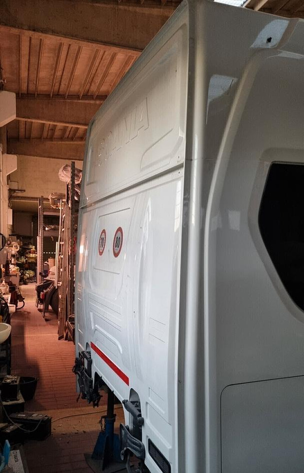 Cabina Scania NTG CR20H 2021 per R450 R550 etc. - Fahrerhaus für LKW: das Bild 3 Cabina Scania NTG CR20H 2021 per R450 R550 etc. - Fahrerhaus für LKW: das Bild 3