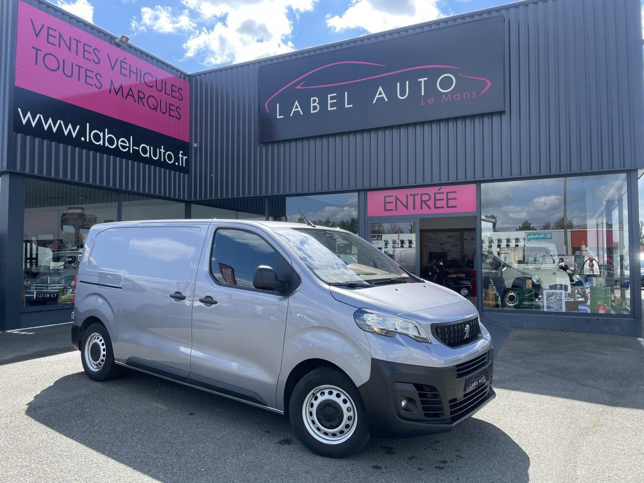 Peugeot Expert Standard 2.0 BlueHDI -180CH EAT8 ASPHALT - Andere Technik: das Bild 1 Peugeot Expert Standard 2.0 BlueHDI -180CH EAT8 ASPHALT - Andere Technik: das Bild 1