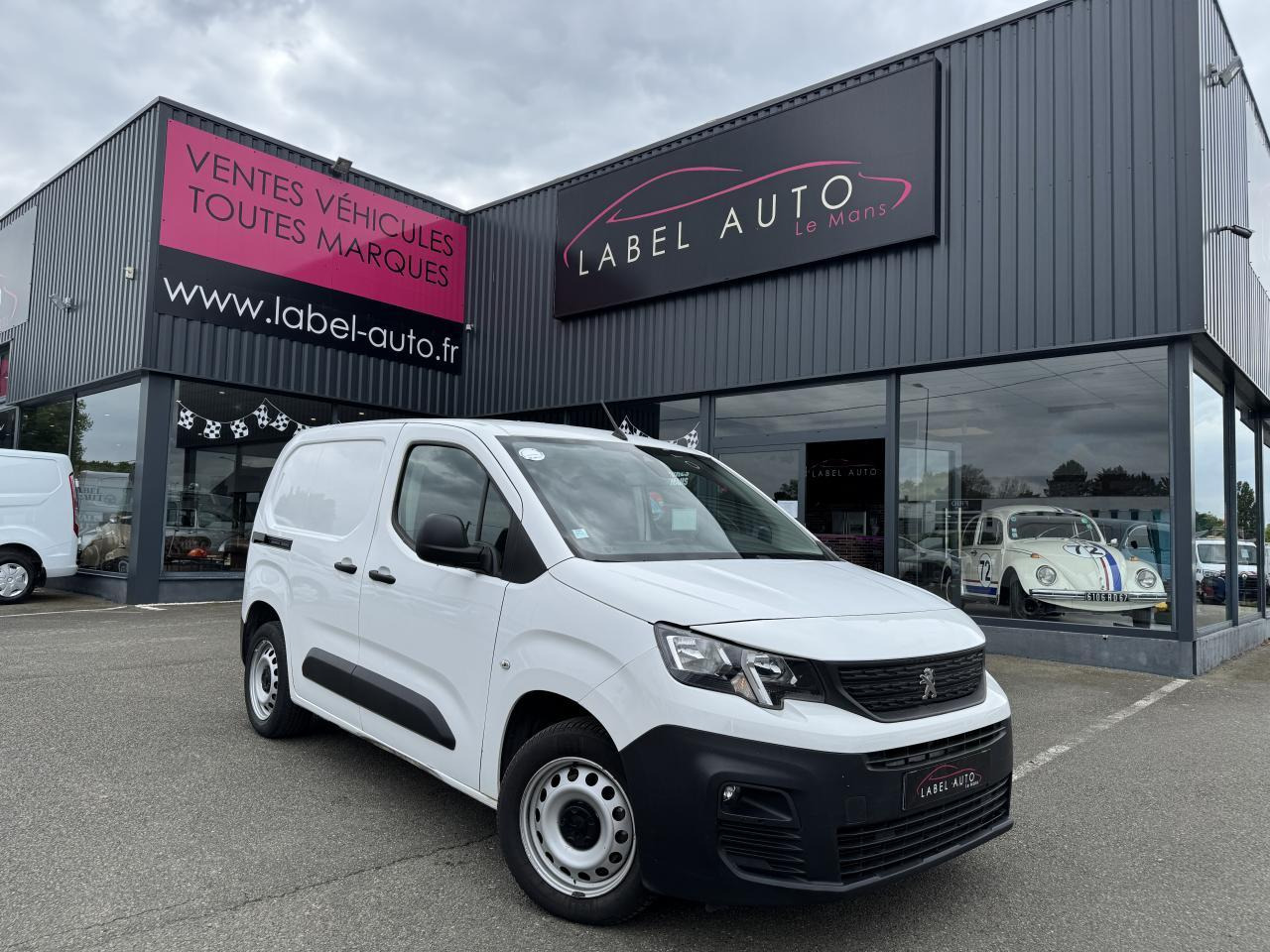 Peugeot Partner PEUGEOT M 650 KG 1.5 HDI 130 CH EAT-8 2 PL PREMIUM - Andere Technik: das Bild 1 Peugeot Partner PEUGEOT M 650 KG 1.5 HDI 130 CH EAT-8 2 PL PREMIUM - Andere Technik: das Bild 1