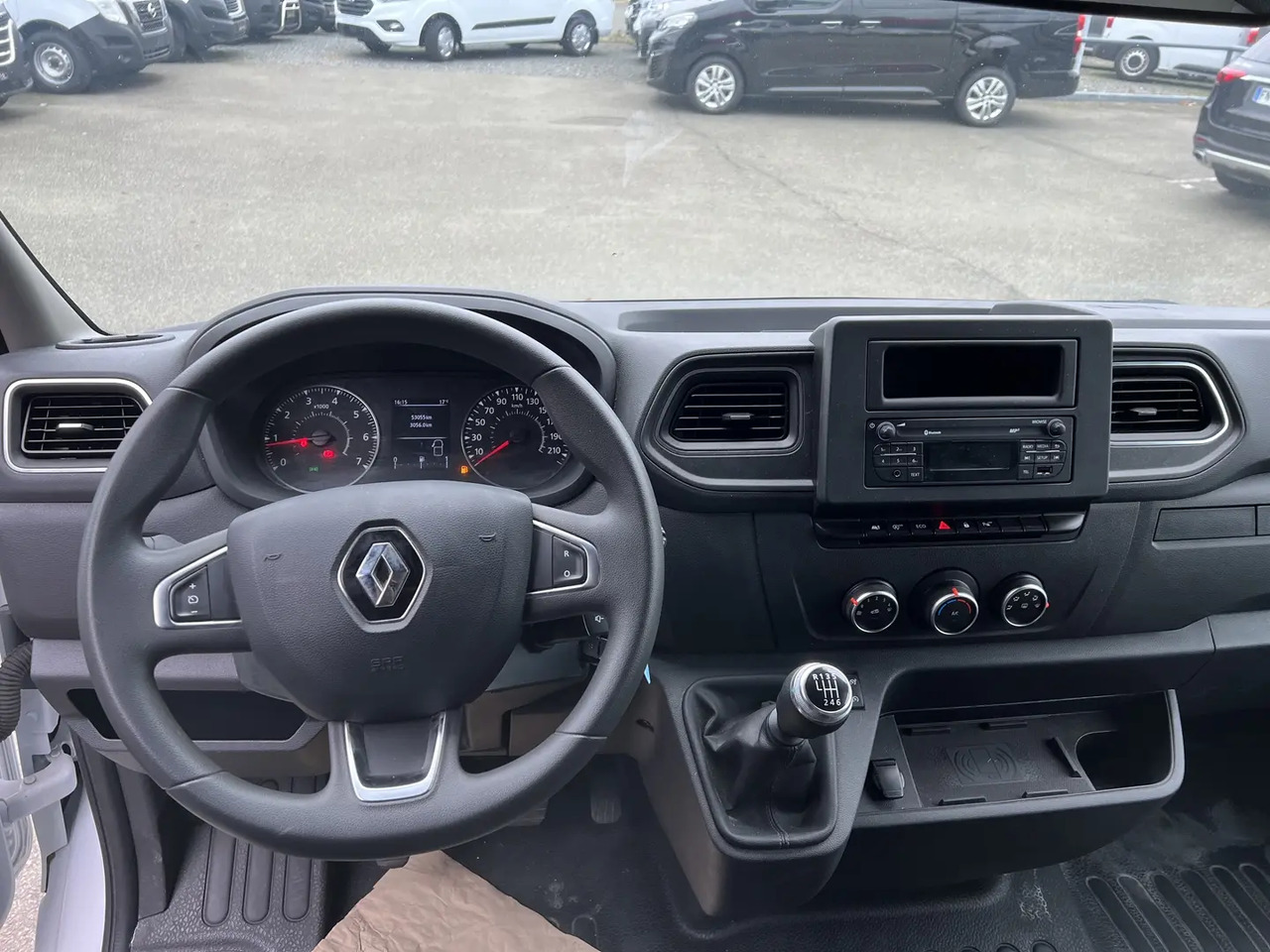 Renault Master F3300 L2H2 2.3 BLUE DCI 135CH CONFORT EURO6 - Andere Technik: das Bild 3 Renault Master F3300 L2H2 2.3 BLUE DCI 135CH CONFORT EURO6 - Andere Technik: das Bild 3