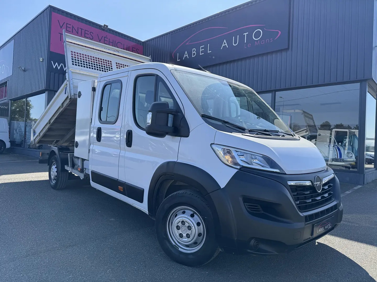 Opel Movano L4 3.5 MAXI 165CH BLUEHDI S&S - Kipper Transporter, Transporter mit Doppelkabine: das Bild 5 Opel Movano L4 3.5 MAXI 165CH BLUEHDI S&S - Kipper Transporter, Transporter mit Doppelkabine: das Bild 5