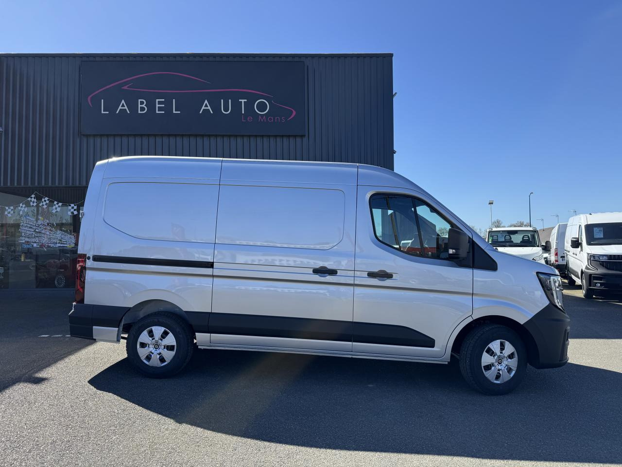 RENAULT Master Advance 3t3 L2H2 2.0 Blue dCi - 150 2025  IV FOURGON Fourgon L2H2 Traction - Leasing RENAULT Master Advance 3t3 L2H2 2.0 Blue dCi - 150 2025  IV FOURGON Fourgon L2H2 Traction: das Bild 9