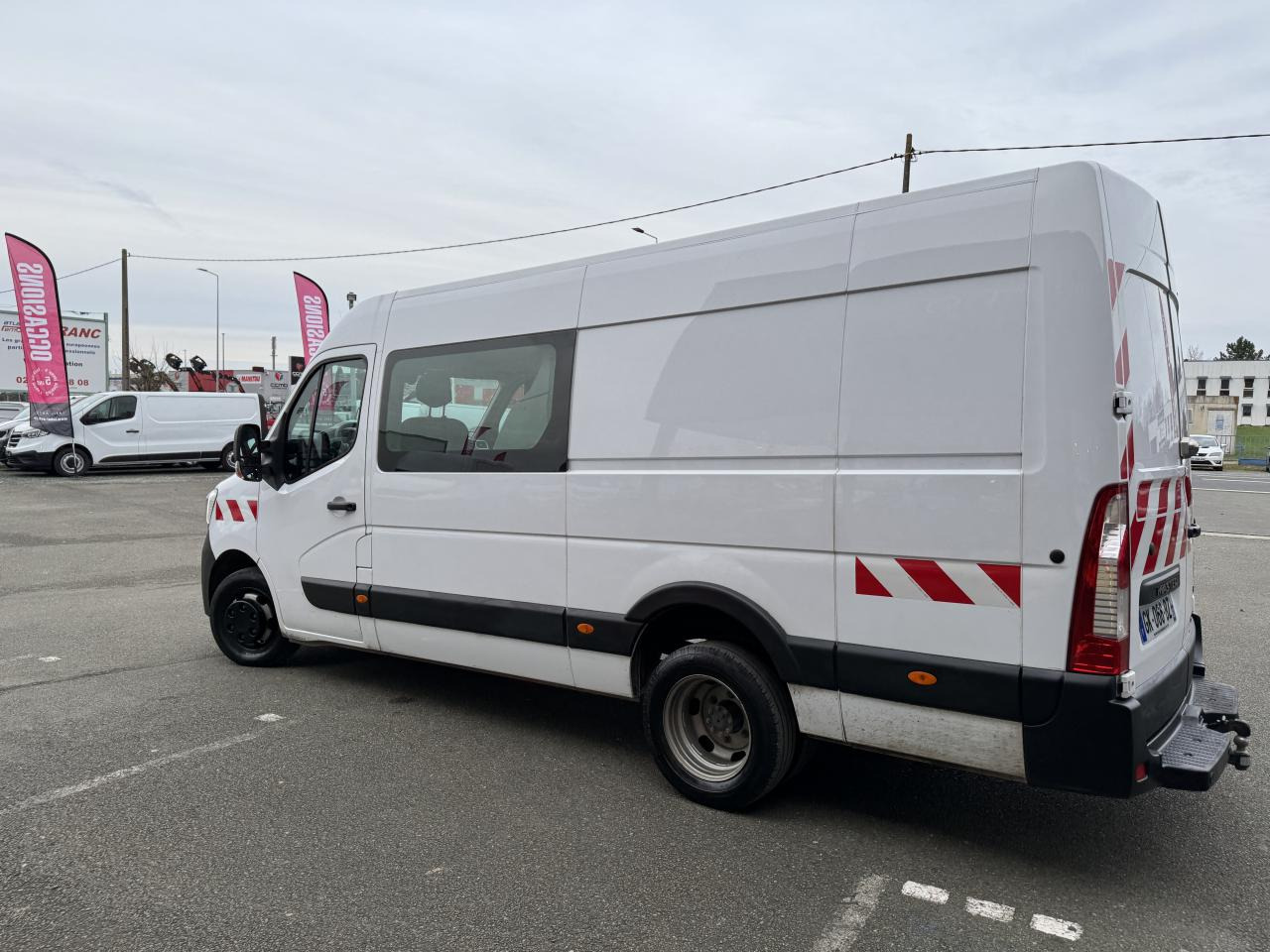 RENAULT Master Confort R3500RJ L3H2 2.3DCI 165CH CABINE APPROFONDIE 6 PLACES - Leasing RENAULT Master Confort R3500RJ L3H2 2.3DCI 165CH CABINE APPROFONDIE 6 PLACES: das Bild 8