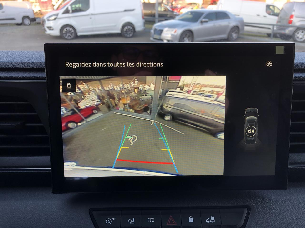 NEU: Kastenwagen RENAULT Master Extra 3t5 L3H2 2.0 Blue dCi - BVA 170 2025  IV FOURGON Fourgon L3H2 Traction: das Bild 11