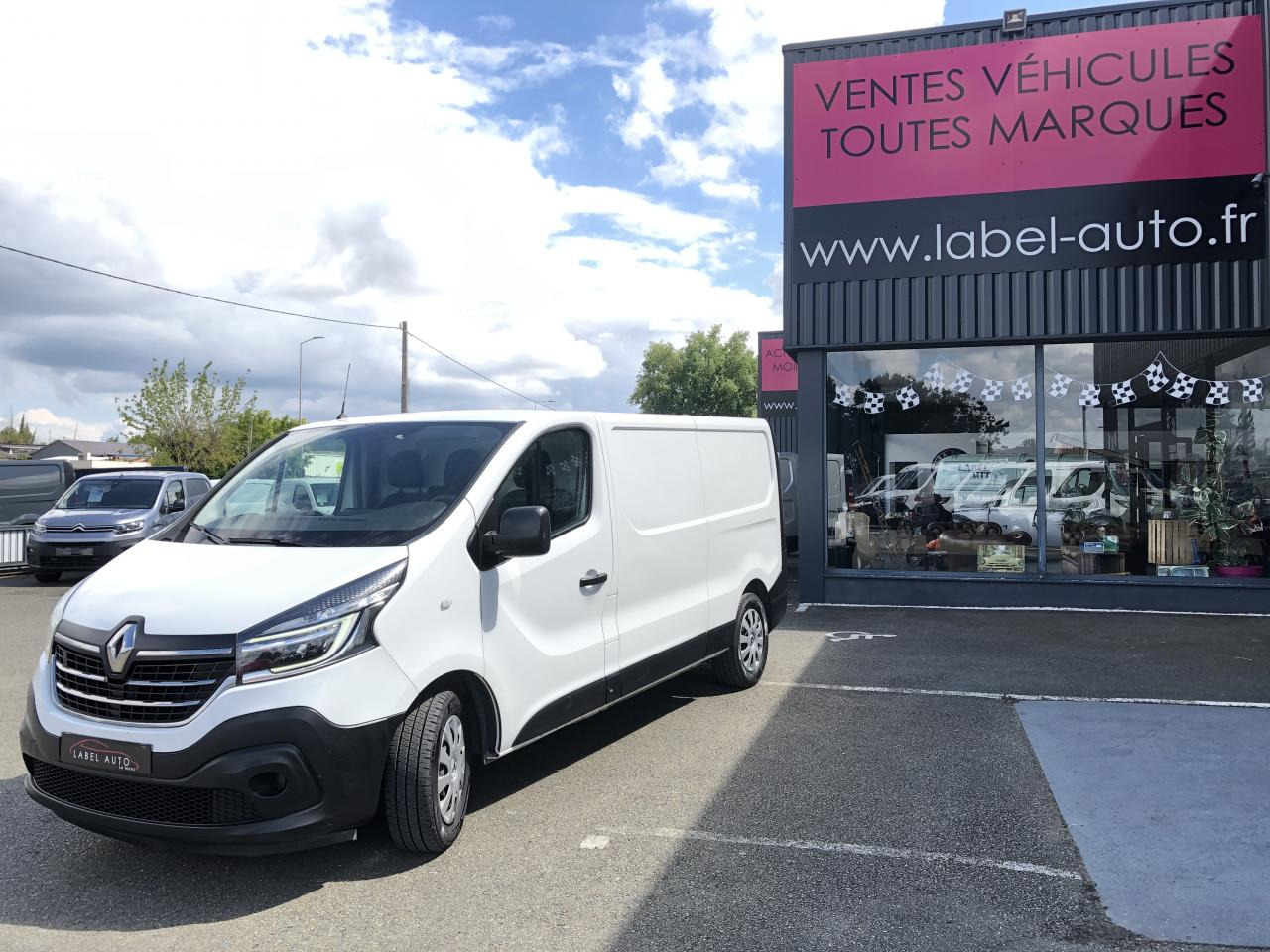 RENAULT Trafic L2H1 1200 Kg 2.0 Energy dCi - 145 - BV EDC III FOURGON Fourgon Confort L2H1 PHASE 2 - Kastenwagen: das Bild 5 RENAULT Trafic L2H1 1200 Kg 2.0 Energy dCi - 145 - BV EDC III FOURGON Fourgon Confort L2H1 PHASE 2 - Kastenwagen: das Bild 5