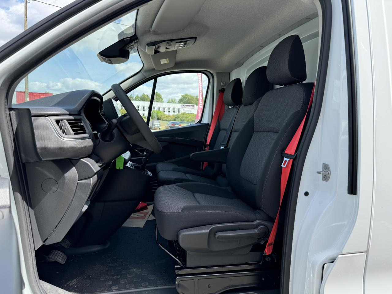 RENAULT Trafic L2H1 3000 Kg 2.0 Blue dCi - 150 2024 III FOURGON Fourgon Advance L2H1 PHASE 3 - Kastenwagen: das Bild 4 RENAULT Trafic L2H1 3000 Kg 2.0 Blue dCi - 150 2024 III FOURGON Fourgon Advance L2H1 PHASE 3 - Kastenwagen: das Bild 4
