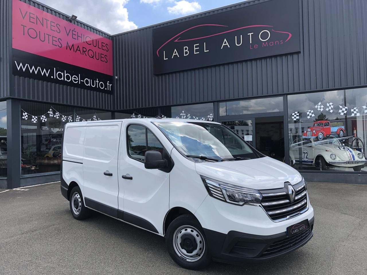 RENAULT trafic L1H1 2T8 2.0 BLUE DCI 130CH GRAND CONFORT - Kastenwagen: das Bild 1 RENAULT trafic L1H1 2T8 2.0 BLUE DCI 130CH GRAND CONFORT - Kastenwagen: das Bild 1