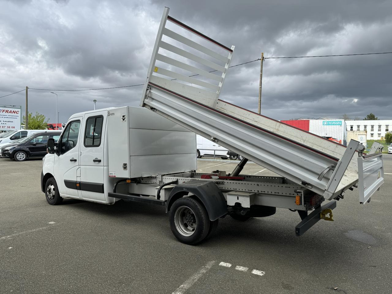 Kipper Transporter Renault Master RENAULT 3T5 BENNE + COFFRE RJ DOUBLE CABINE 6 PL 2.3 DCI 130 CH CONFORT + GPS + REGUL + CLIM: das Bild 8