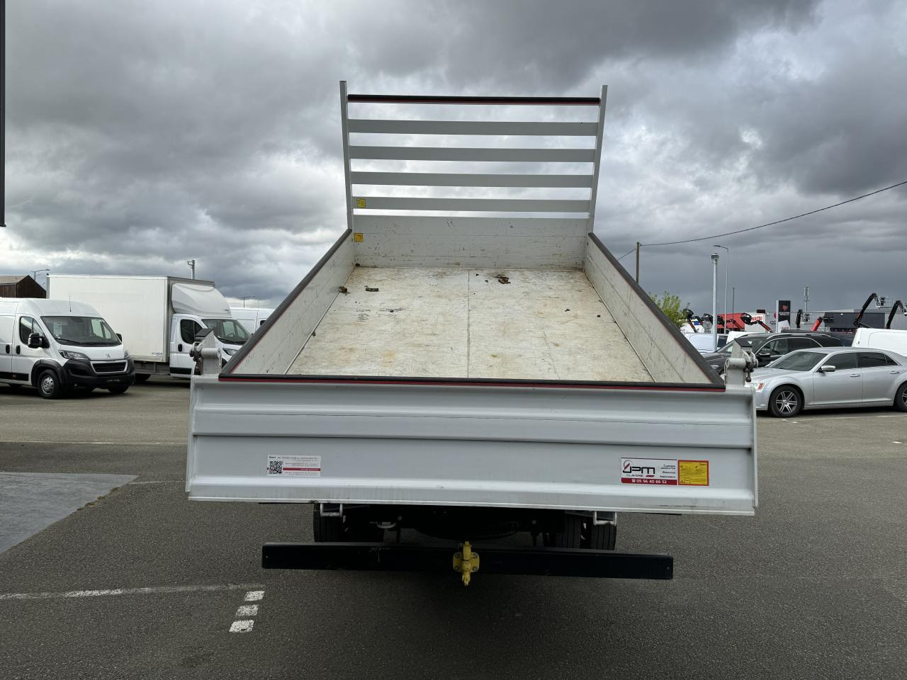 Kipper Transporter Renault Master RENAULT 3T5 BENNE + COFFRE RJ DOUBLE CABINE 6 PL 2.3 DCI 130 CH CONFORT + GPS + REGUL + CLIM: das Bild 9