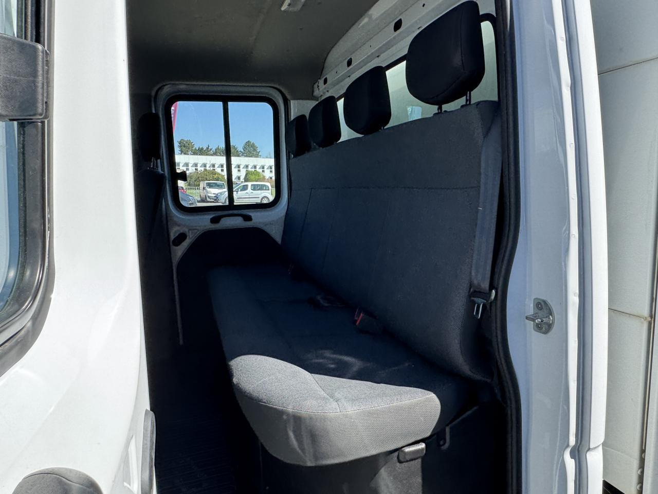 Renault Master RENAULT 3T5 BENNE + COFFRE RJ DOUBLE CABINE 6 PL 2.3 DCI 130 CH CONFORT + GPS + REGUL + CLIM - Kipper Transporter: das Bild 5 Renault Master RENAULT 3T5 BENNE + COFFRE RJ DOUBLE CABINE 6 PL 2.3 DCI 130 CH CONFORT + GPS + REGUL + CLIM - Kipper Transporter: das Bild 5