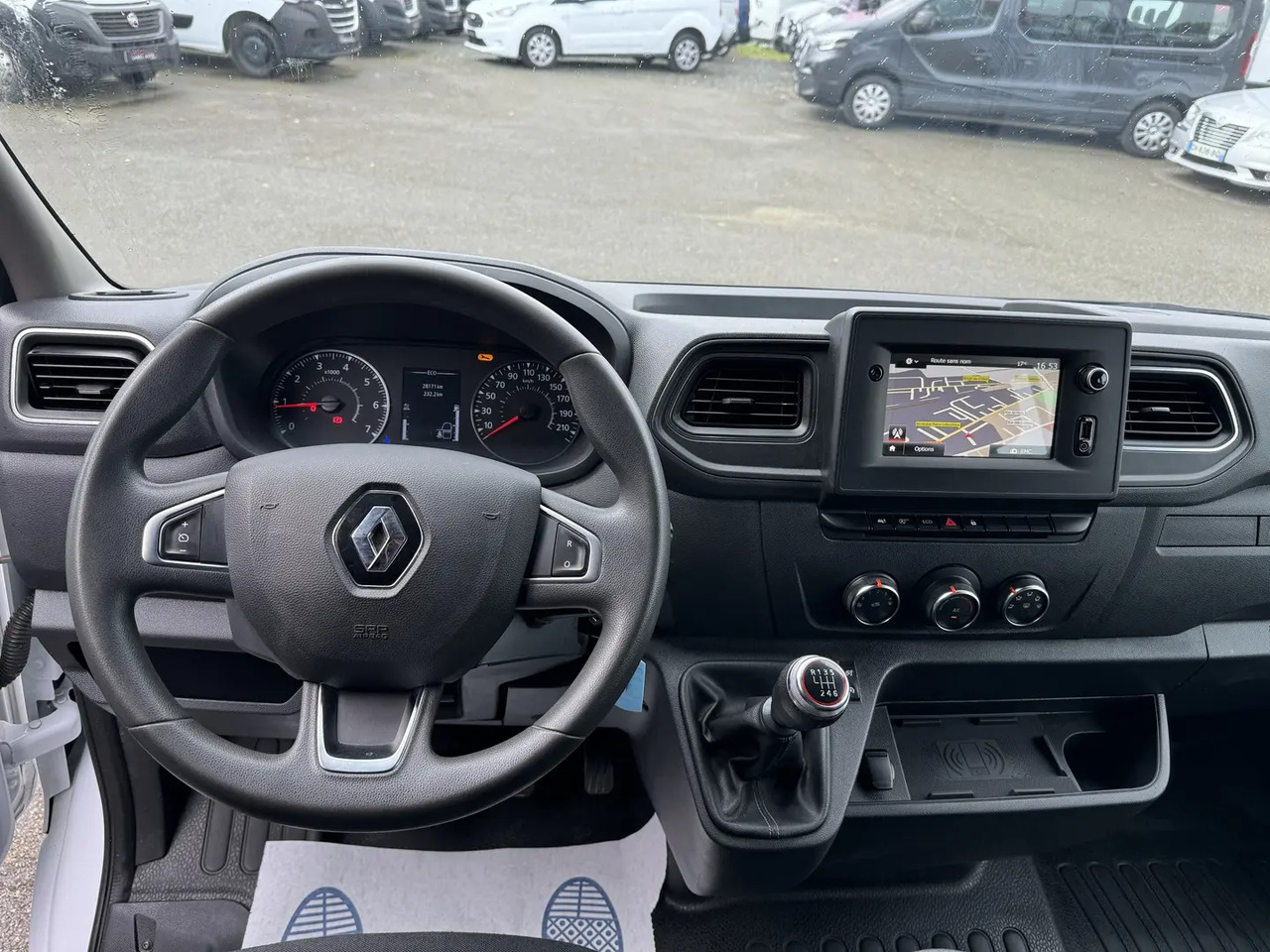 Renault Master RJ3500 L4 2.3 BLUE DCI 130CH DOUBLE CABINE CONFORT EUROVI - Kipper Transporter, Transporter mit Doppelkabine: das Bild 3 Renault Master RJ3500 L4 2.3 BLUE DCI 130CH DOUBLE CABINE CONFORT EUROVI - Kipper Transporter, Transporter mit Doppelkabine: das Bild 3